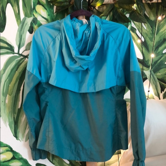 Nike windbreaker - Picture 2 of 4